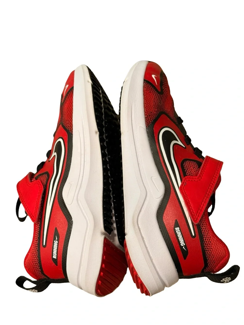 Nike cosmic runner